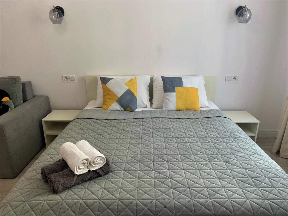 Iris Apartment On Popovich Lviv Kültér fotó